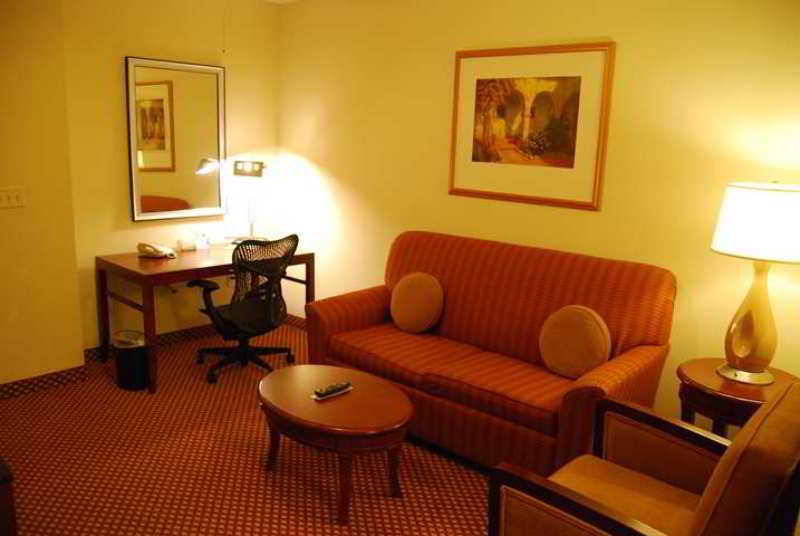 Hotel Hilton Garden 3*