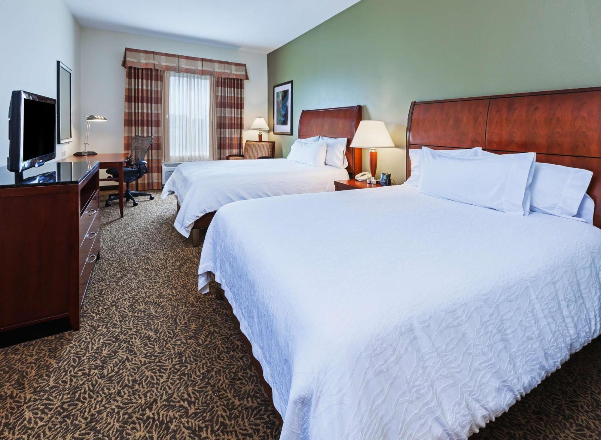 Hilton Garden Hotel 3*