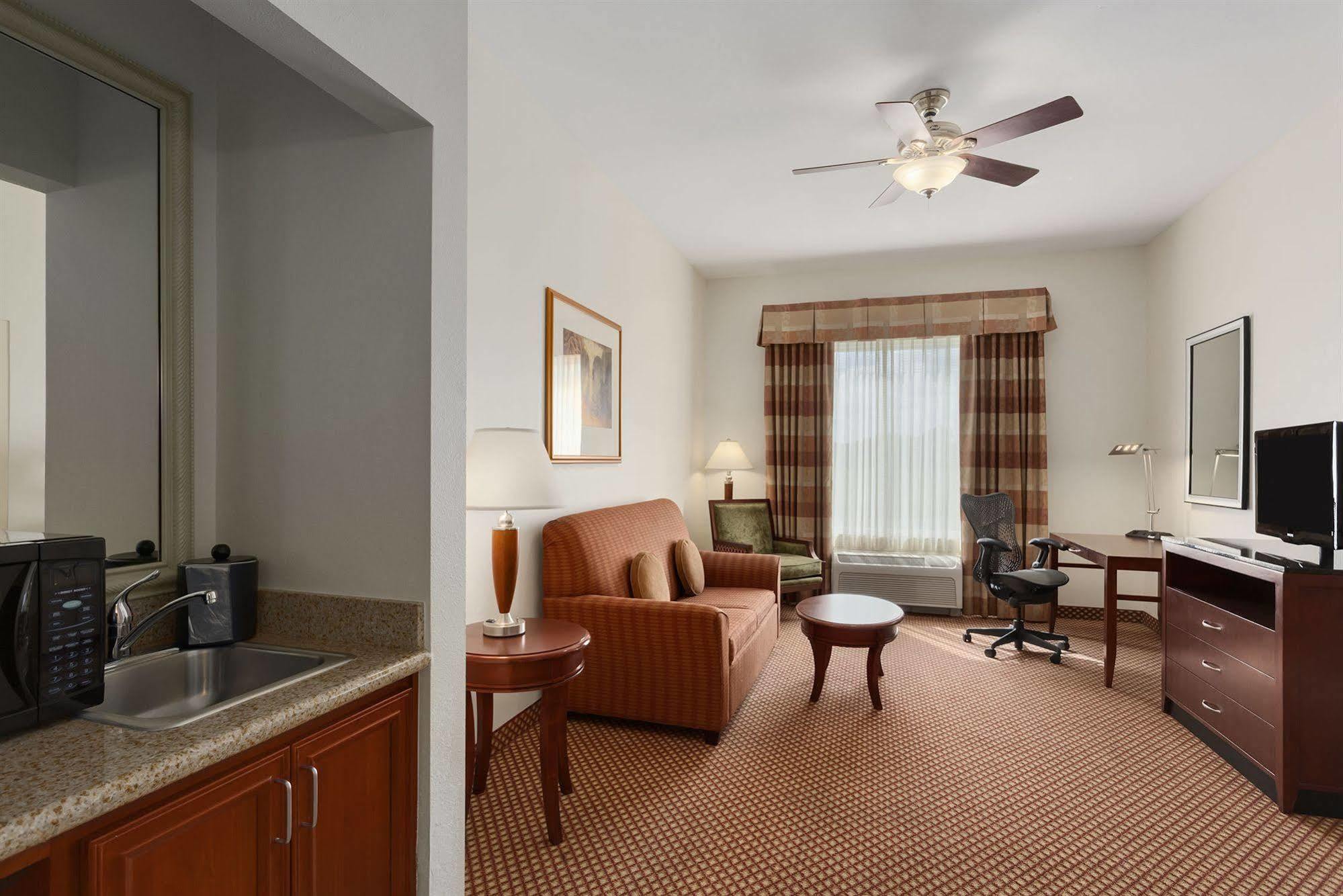Hotel Hilton Garden 3*